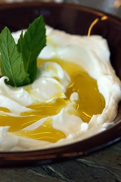 Mum's Labneh لبنة سورية طازجة - Image 2