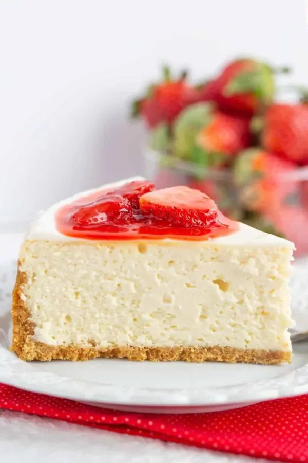 Cheesecake Strawberry تشيز كيك الفراولة